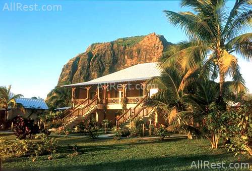 Le Pavillons Hotel